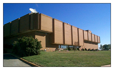 Warren E. Hearnes Learning Resource Center -- photography by Hollie Miller